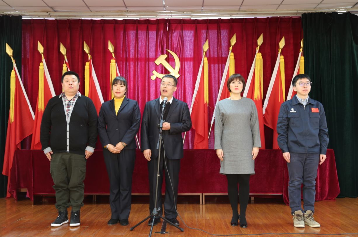             �����С��������ĸ����� Բ�ξ�������ƪ������... 
    